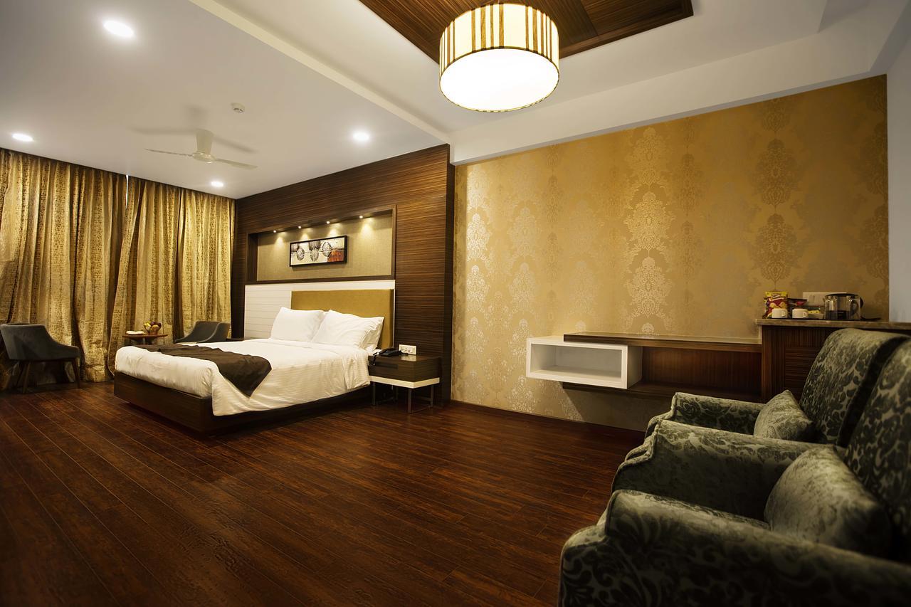 Hotel Aadrika Chikmagalūr Εξωτερικό φωτογραφία