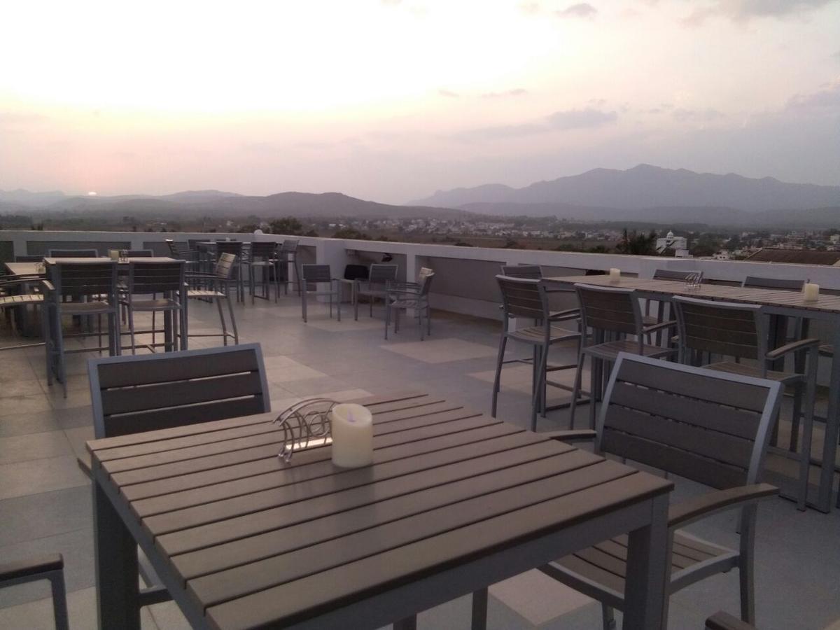 Hotel Aadrika Chikmagalūr Εξωτερικό φωτογραφία