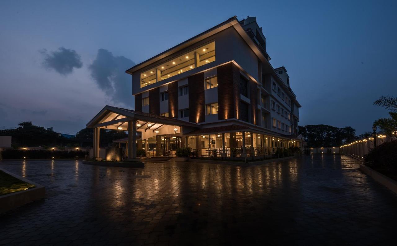 Hotel Aadrika Chikmagalūr Εξωτερικό φωτογραφία